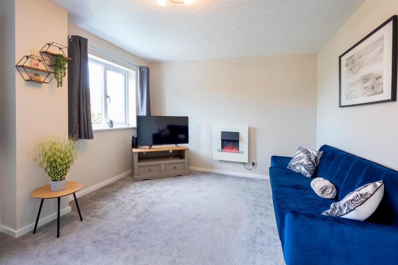 Bright & Modern 4 Bedroom Townhouse Stafford Zewnętrze zdjęcie